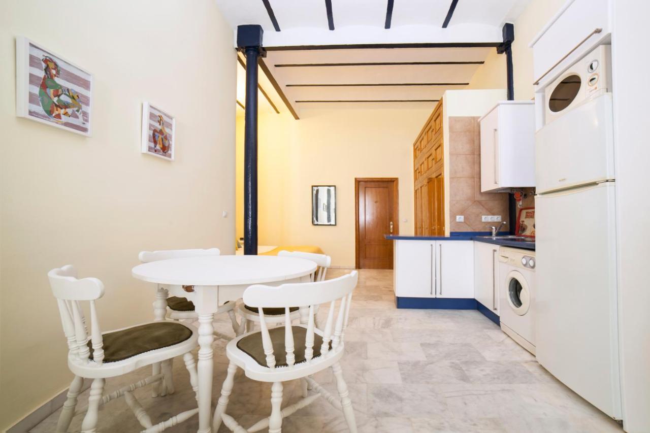 Alohamundi Valvanera Sevilla Bagian luar foto